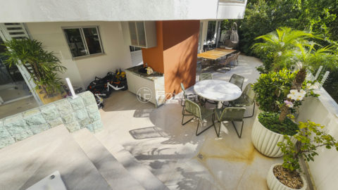 Image 35 - 1018112