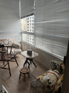 Image 10 - 1018155