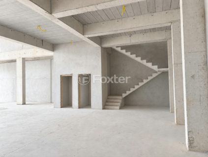 Image 6 - 1018160