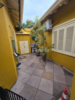 Image 32 - 1018175