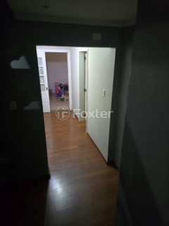Image 9 - 1018175