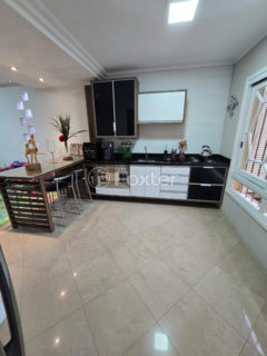 Image 3 - 1018175