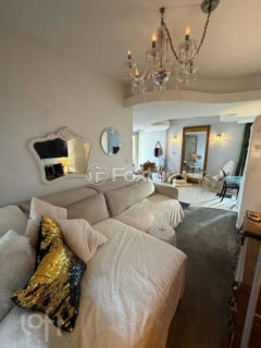 Image 1 - 1018178