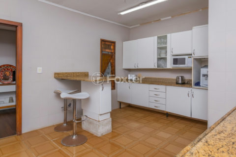 Image 16 - 1018179