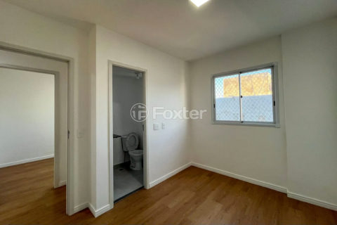 Image 30 - 1018261
