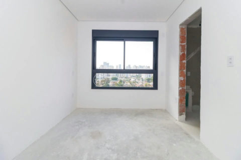 Image 22 - 1018282