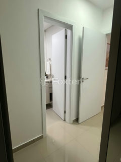Image 17 - 1018284