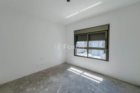 Image 25 - 1018318