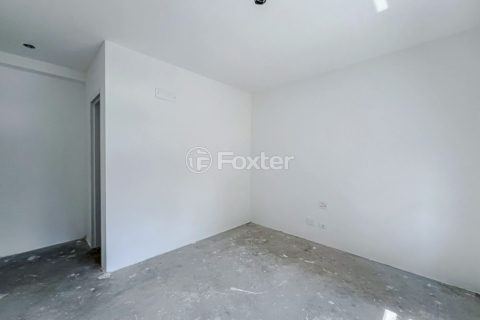 Image 20 - 1018318