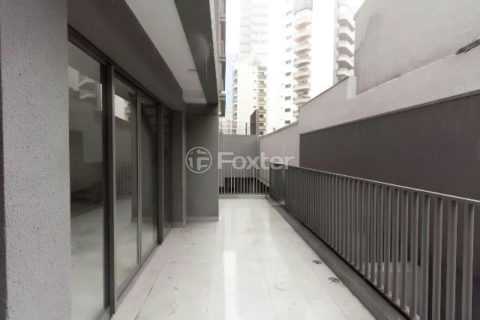Image 2 - 1018349