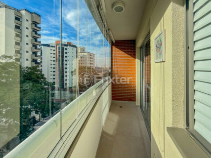 Image 4 - 1018360
