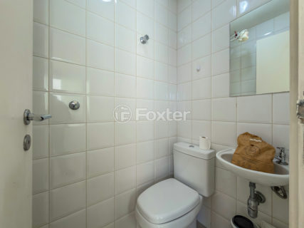 Image 28 - 1018360