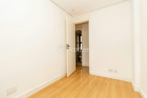Image 9 - 1018364