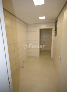 Image 8 - 1018386
