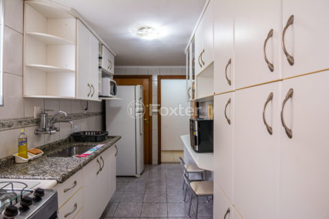 Image 21 - 1018419