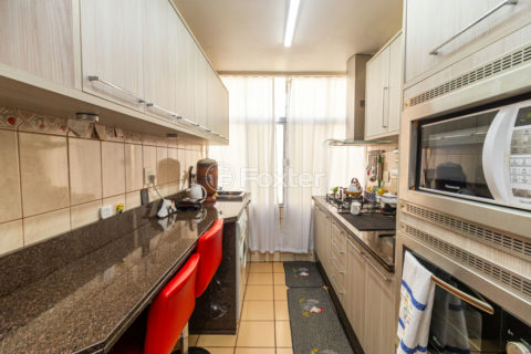 Image 19 - 1018473