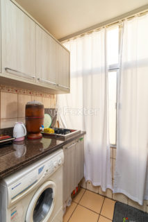 Image 21 - 1018473