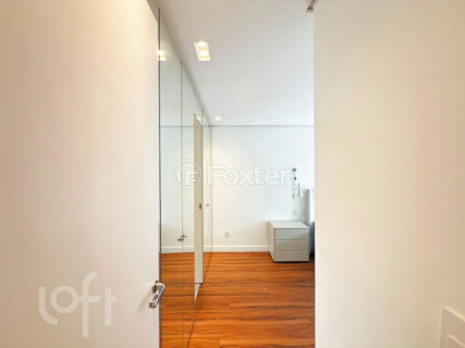 Image 33 - 1018501