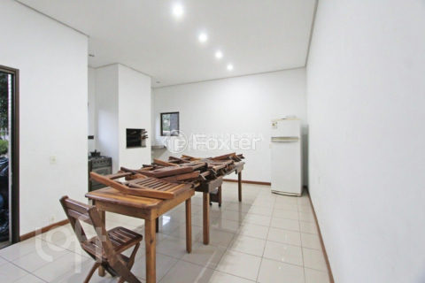 Image 17 - 1018516