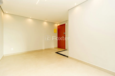 Image 2 - 1018542