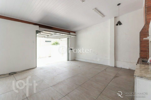 Image 20 - 1018593