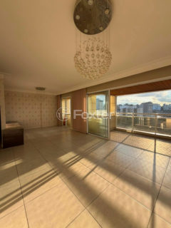 Image 3 - 1018608