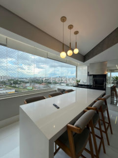 Image 1 - 1018638