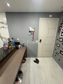 Image 2 - 1018707