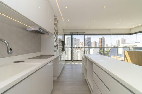 Image 19 - 1018709