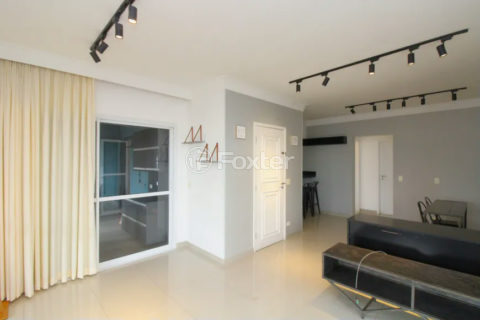 Image 2 - 1018713