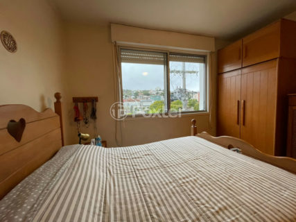 Image 33 - 1018774