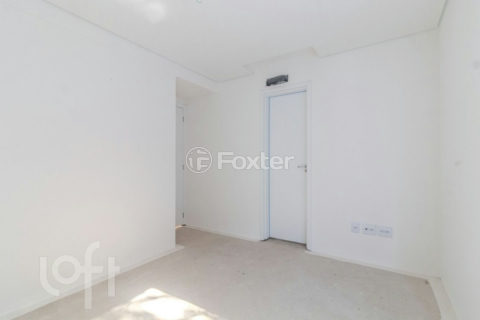 Image 33 - 1018788