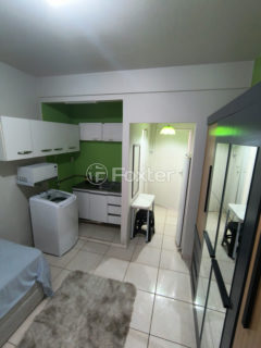 Image 3 - 1018789