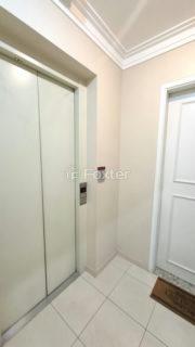 Image 1 - 1018796