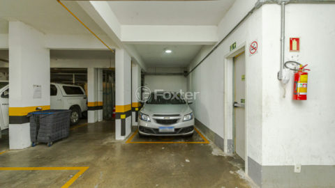 Image 23 - 1018823