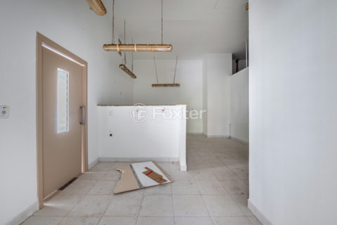 Image 18 - 1018852