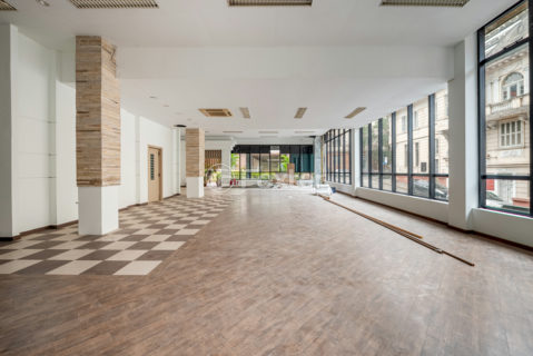 Image 2 - 1018852