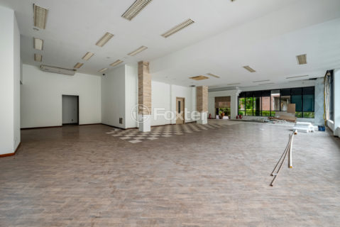Image 20 - 1018852
