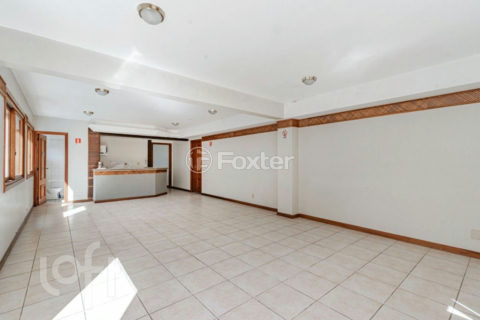 Image 9 - 1018892
