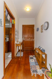 Image 8 - 1018907
