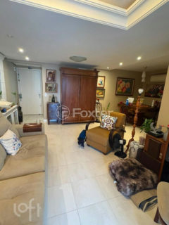 Image 3 - 1018923