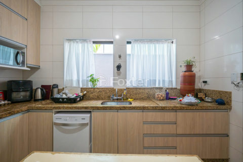 Image 24 - 1018934