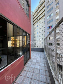 Image 34 - 1018937