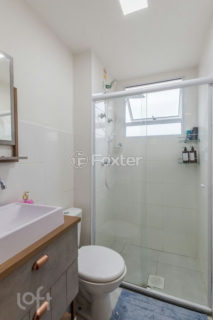 Image 11 - 1018944