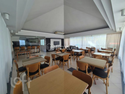 Image 39 - 1018961