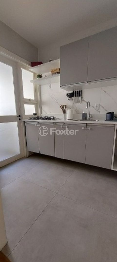 Image 5 - 101915