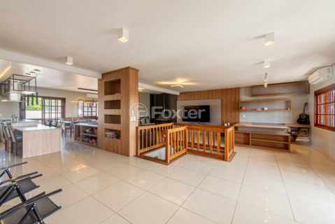 Image 25 - 1019231