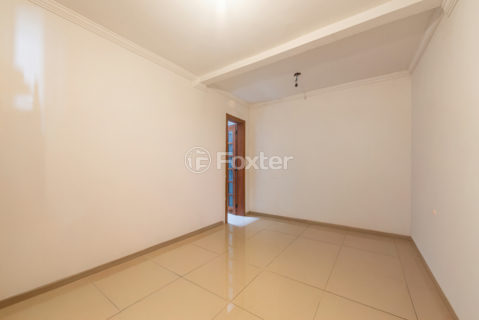 Image 11 - 1019231
