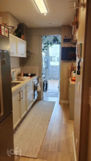 Image 4 - 1019251