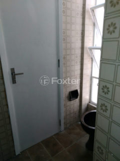 Image 12 - 1019315
